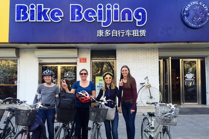 4-Hour Private Beijing Hutong Bike Tour with Dumpling Lunch