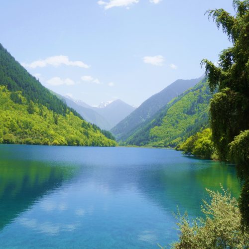 2-Day Peak Season Tour for Jiuzhaigou and Huanglong