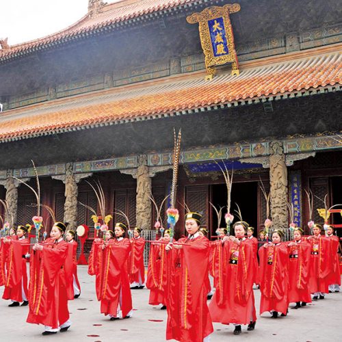 Private Two days tour including Confucius Temple and Taishan Mountain from Qufu