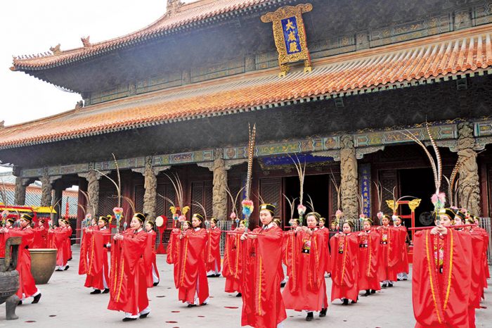 Private Two days tour including Confucius Temple and Taishan Mountain from Qufu