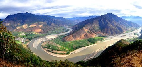 21 Days Yunnan Minorities Discovery and Photography Tour from South to North