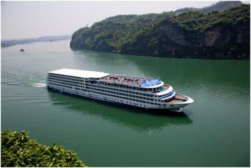 8 Days Hubei Culture & Yangtze River Cruise Tour