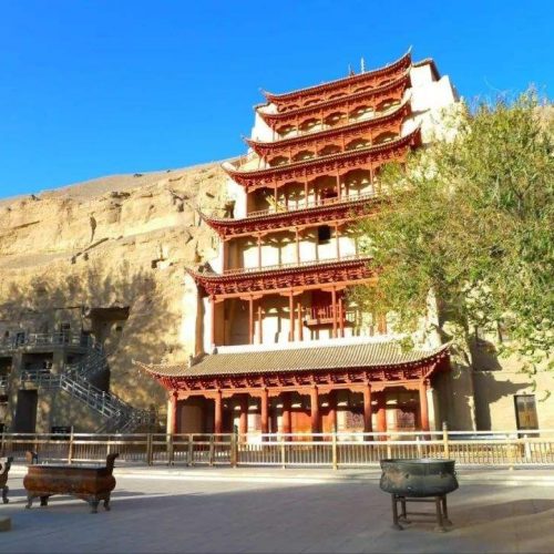 Private Hiking Tour from Mogao Grottoes to Echoing Sand Mountains